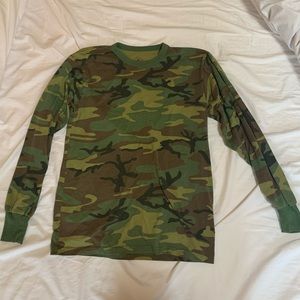 Camo baggy tee